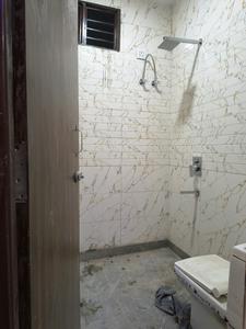 Common Bathroom Image of 1200 Sq.ft 3 BHK Apartment / Flat for sale in Govindpuram Ghaziabad for Rs. 5065000