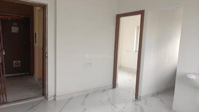 Living Room Image of 700 Sq.ft 2 BHK Apartment / Flat for sale in Lake Town Kolkata for Rs. 4300000