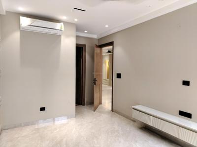 Bedroom Image of 3000 Sq.ft 3 BHK Builder Floor for rent in DLF Phase 4 Gurgaon for Rs. 100000