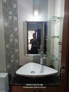 Bathroom Image of 1200 Sq.ft 2 BHK Apartment / Flat for rent in Parra Goa for Rs. 30000