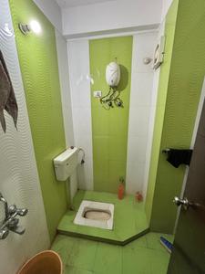 Bathroom Image of 1200 Sq.ft 3 BHK Builder Floor for sale in Hasanganj Lucknow for Rs. 7000000