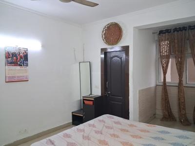 Bedroom Image of 1850 Sq.ft 3 BHK Apartment / Flat for rent in Amrapali Silicon City, Sector 76 Noida for Rs. 65000