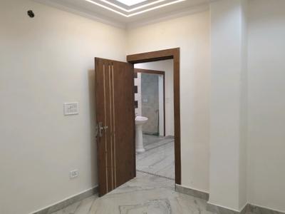 Bedroom Image of 850 Sq.ft 3 BHK Builder Floor for sale in Shastri Nagar New Delhi for Rs. 9400000