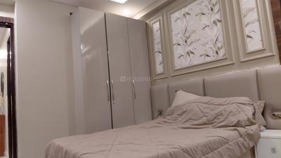 Bedroom Image of 1100 Sq.ft 2 BHK Apartment / Flat for sale in Sector 72 Noida for Rs. 5700000