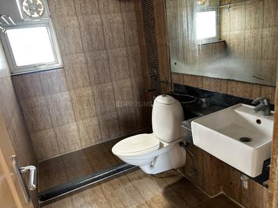 Image of 1750 Sq.ft 3 BHK Apartment / Flat for rent in Bestech Park View Spa Next, Sector 67, Gurgaon for Rs. 60000