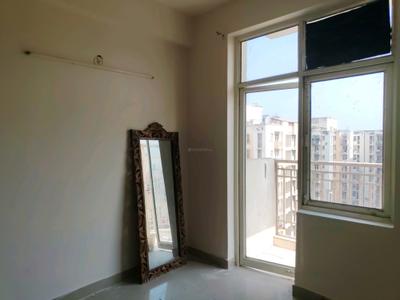 Bedroom Image of 700 Sq.ft 2 BHK Apartment / Flat for rent in Shree Vardhman Mantra, Sector 67 Gurgaon for Rs. 17000