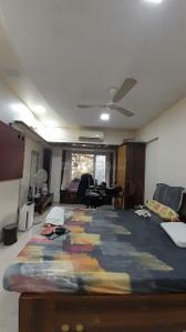 Bedroom Image of 1400 Sq.ft 3 BHK Apartment / Flat for sale in Ganesh Apartments, Vile Parle East Mumbai for Rs. 40000000