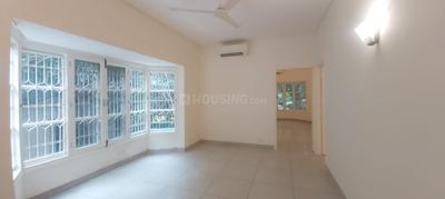 Balcony Image of 5000 Sq.ft 6 BHK Independent House for sale in West End New Delhi for Rs. 950000000