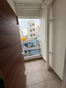 Balcony Image of 610 Sq.ft 1 BHK Apartment / Flat for rent in Mahadevapura Bengaluru for Rs. 32000