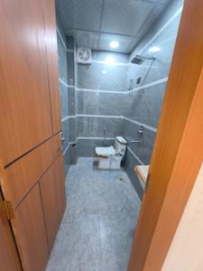 Image of 2200 Sq.ft 4 BHK Builder Floor for sale in Sector 76, Noida for Rs. 9000000