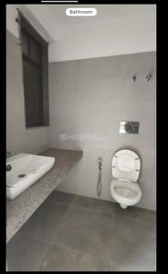 Bathroom Image of 1000 Sq.ft 3 BHK Apartment / Flat for rent in Sumeru One, Paldi Ahmedabad for Rs. 29000