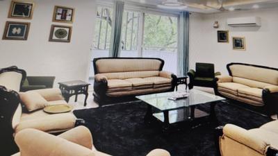 Living Room Image of 2700 Sq.ft 4 BHK Builder Floor for rent in DLF Phase 1 Gurgaon for Rs. 175000
