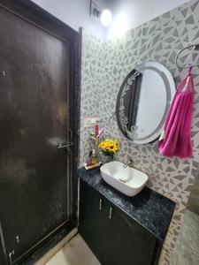 Bathroom Image of 1500 Sq.ft 2 BHK Apartment / Flat for sale in Vatar Vapi for Rs. 2400000