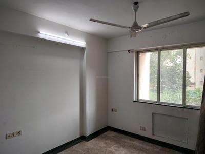 Bedroom Image of 999 Sq.ft 2 BHK Apartment / Flat for sale in Hiranandani Meadows, Thane West Thane for Rs. 19000000