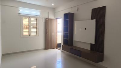 Living Room Image of 1000 Sq.ft 2 BHK Builder Floor for rent in Hebbal Kempapura Bengaluru for Rs. 27000