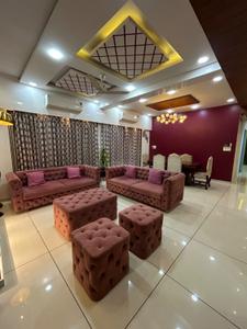 Hall Image of 2130 Sq.ft 3 BHK Apartment / Flat for rent in New Alkapuri Vadodara for Rs. 50000
