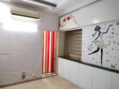 Bedroom Image of 1600 Sq.ft 3 BHK Apartment / Flat for sale in Gayatri Apartments, Sector 10 Dwarka New Delhi for Rs. 35000000