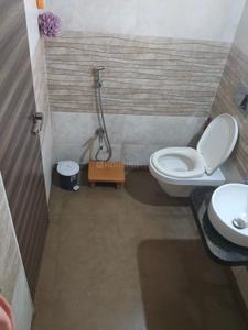 Bathroom Image of 915 Sq.ft 2 BHK Apartment / Flat for sale in Rosa Oasis, Hiranandani Estate Thane for Rs. 13000000