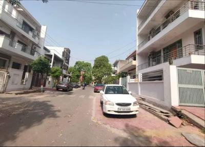 Image of 2200 Sq.ft 4 BHK Builder Floor for sale in Sector 76, Noida for Rs. 12500000