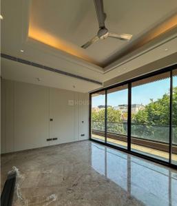 Bedroom Image of 2989 Sq.ft 4 BHK Builder Floor for sale in Model Town New Delhi for Rs. 55000000