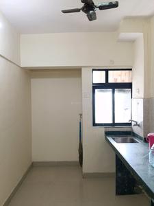 Kitchen Image of 950 Sq.ft 2 BHK Apartment / Flat for rent in Godrej Emerald, Kasarvadavali Thane for Rs. 27000
