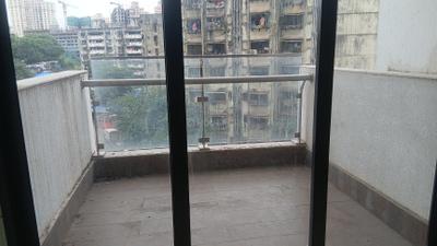 Living Room Image of 1300 Sq.ft 3 BHK Apartment / Flat for sale in Shapoorji Pallonji Vicinia, Powai Mumbai for Rs. 33500000