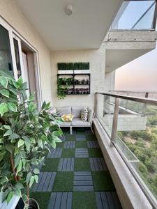 Balcony Image of 3050 Sq.ft 4.5 BHK Apartment / Flat for rent in DLF One Midtown, Karampura New Delhi for Rs. 189000