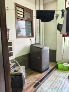 Bedroom Image of 950 Sq.ft 2.5 BHK Apartment / Flat for rent in Sector 99 Noida for Rs. 37500