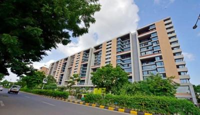 Image of 2400 Sq.ft 3 BHK Apartment / Flat for sale in Ganesh Maple Tree Garden Homes, Thaltej, Ahmedabad for Rs. 22500000