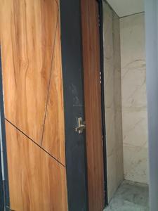 Common Bathroom Image of 1724 Sq.ft 3 BHK Apartment / Flat for sale in Vantara Elite Luxury Homes, Sector 102 Noida for Rs. 8800000