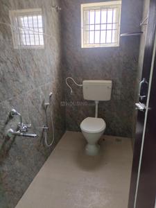 Bathroom Image of 980 Sq.ft 2 BHK Builder Floor for rent in Maraimalai Nagar Part Chennai for Rs. 15000