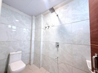 Bathroom Image of 1389 Sq.ft 3 BHK Apartment / Flat for sale in Jagatpura Jaipur for Rs. 6754298