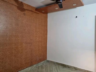 Bedroom Image of 1000 Sq.ft 3 BHK Apartment / Flat for rent in Uttam Nagar New Delhi for Rs. 25000