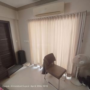Bedroom Image of 2475 Sq.ft 4 BHK Apartment / Flat for sale in Bodakdev Ahmedabad for Rs. 18500000