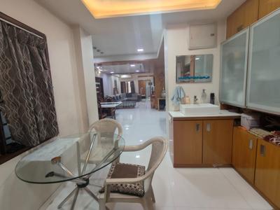 Kitchen Image of 3300 Sq.ft 5 BHK Apartment / Flat for sale in Bodakdev Ahmedabad for Rs. 22000000