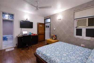 Bedroom Image of 2000 Sq.ft 4 BHK Independent House for sale in Jamia Nagar New Delhi for Rs. 15000000