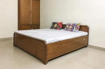 Bedroom Image of 700 Sq.ft 1 RK Independent House for rent in Sector 40 Noida for Rs. 15000
