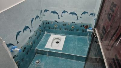 Bathroom Image of 160 Sq.ft 1 RK Apartment / Flat for rent in Lamhi Varanasi for Rs. 4400