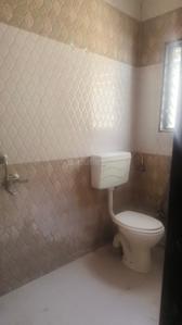 Bathroom Image of 730 Sq.ft 1 BHK Apartment / Flat for rent in Uruli Devachi Pune for Rs. 8500