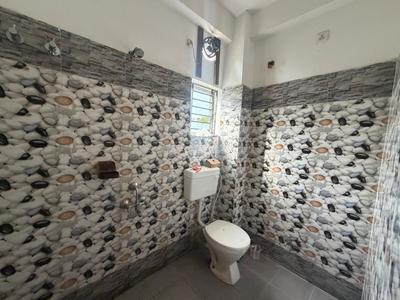 Bathroom Image of 1050 Sq.ft 2 BHK Apartment / Flat for sale in Beltola Guwahati for Rs. 5800000
