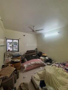 Bedroom Image of 1300 Sq.ft 4 BHK Apartment / Flat for rent in Ghatkopar East Mumbai for Rs. 85000
