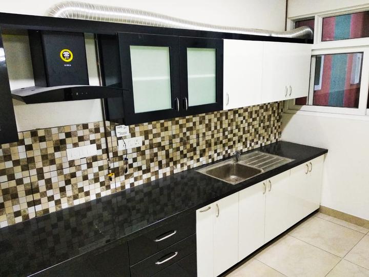 Prestige Lakeside Habitat Main Image 1