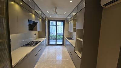 Kitchen Image of 3200 Sq.ft 4 BHK Builder Floor for sale in Greenwood City Floors, Sector 45 Gurgaon for Rs. 56000000