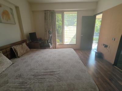 Bedroom Image of 2250 Sq.ft 4 BHK Apartment / Flat for sale in Bodakdev Ahmedabad for Rs. 35500000