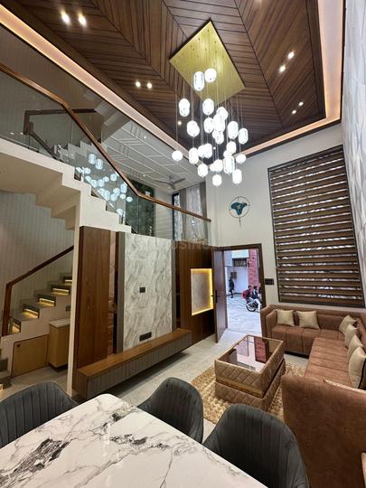 Near Bombay hospital Main Image 1