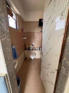 Bathroom Image of 1500 Sq.ft 2 BHK Apartment / Flat for sale in Origin Heights, Sargasan Gandhinagar for Rs. 6800000