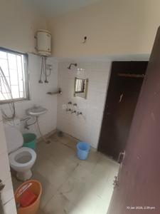 Bathroom Image of 1500 Sq.ft 1 RK Builder Floor for rent in Janakpuri New Delhi for Rs. 25000