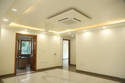 Hall Image of 6000 Sq.ft 6 BHK Builder Floor for sale in Unitech Residency Greens, Sector 46 Gurgaon for Rs. 110000000