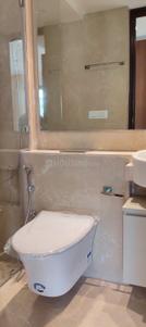 Bathroom Image of 747 Sq.ft 2 BHK Apartment / Flat for sale in Hiranandani Highland A B C D And E Wing, Powai Mumbai for Rs. 31700000