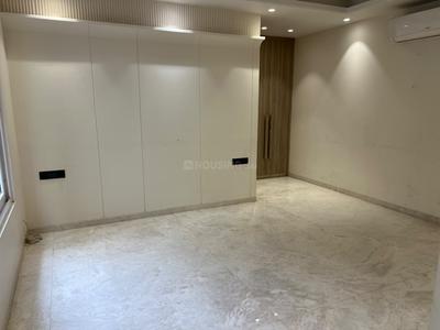 Bedroom Image of 3150 Sq.ft 3 BHK Builder Floor for rent in Altura Green Park Luxury Floors, Green Park Extension New Delhi for Rs. 155000